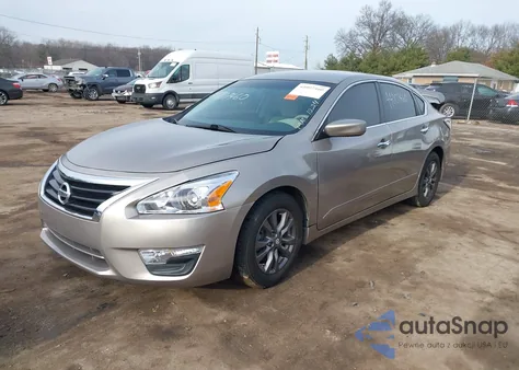 2015 Nissan Altima 2.5 S из США, поврежденный, VIN 1N4AL3AP2FC590417